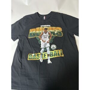 MILWAUKEE BUCKS #34 GIANNIS ANTETOKOUNMPO BLACK T-SHIRT SIZE Extra Large NBA